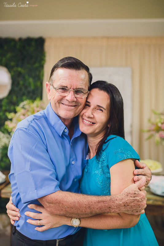 casamento em cobilândia, no cerimonial Aconchego, festa de dia, casamento de dia, decoração linda do casamento, noiva de vestido curto, maquiagem e cabelo da noiva Larrissa Rodrigues