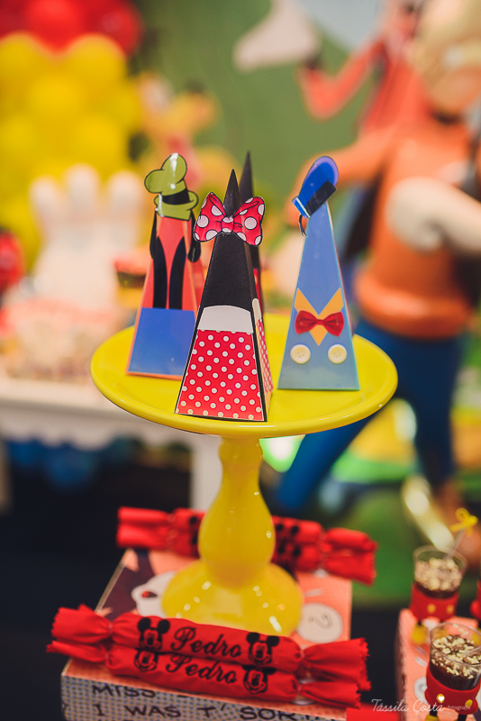 festa do Mickey, com decoração da Muita Farra, em Vila Velha - ES, fotos Tássila Costa, cerimonial infantil em Vila Velha, doces personalizados do mickey
