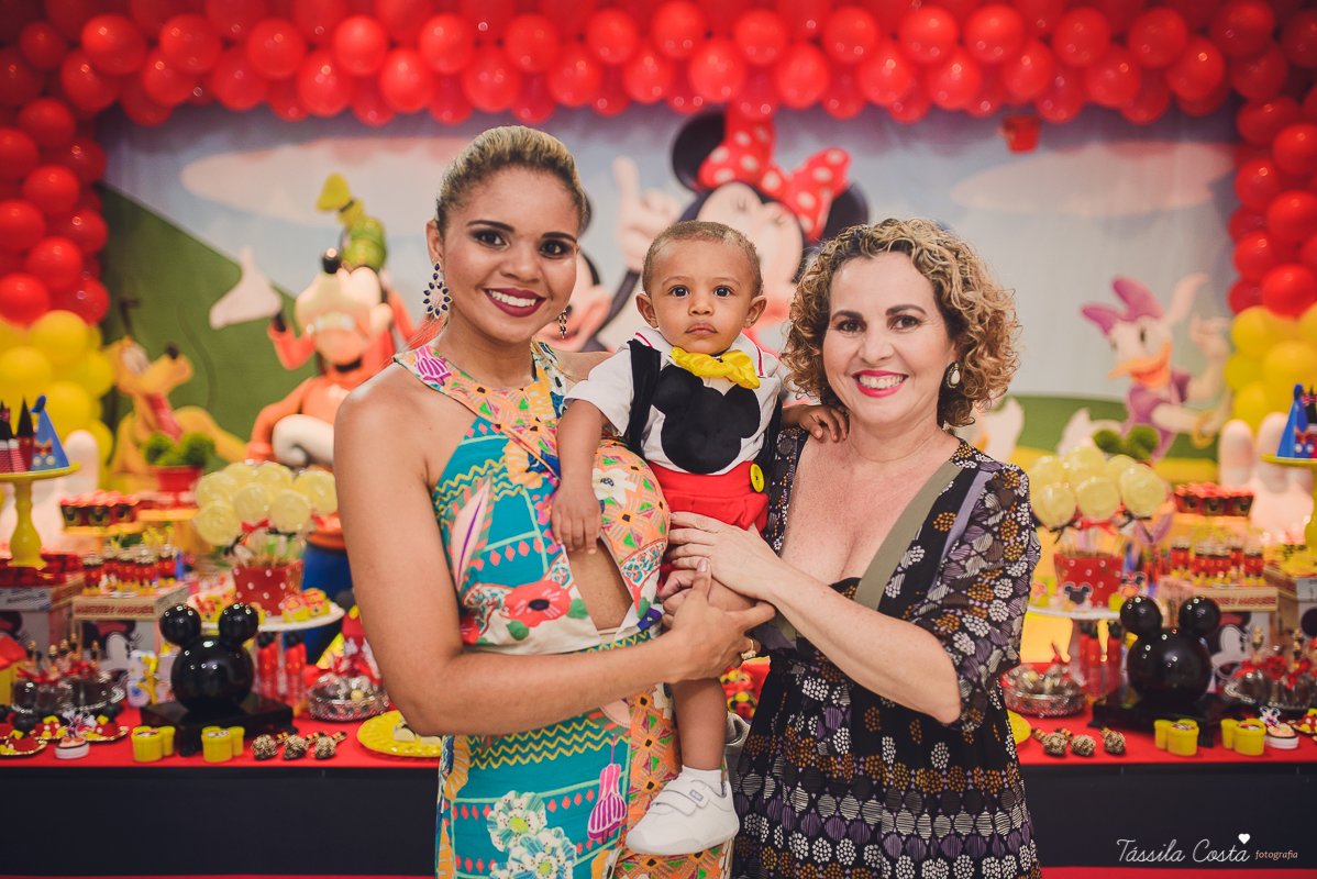 festa do Mickey, com decoração da Muita Farra, em Vila Velha - ES, fotos Tássila Costa, cerimonial infantil em Vila Velha, doces personalizados do mickey