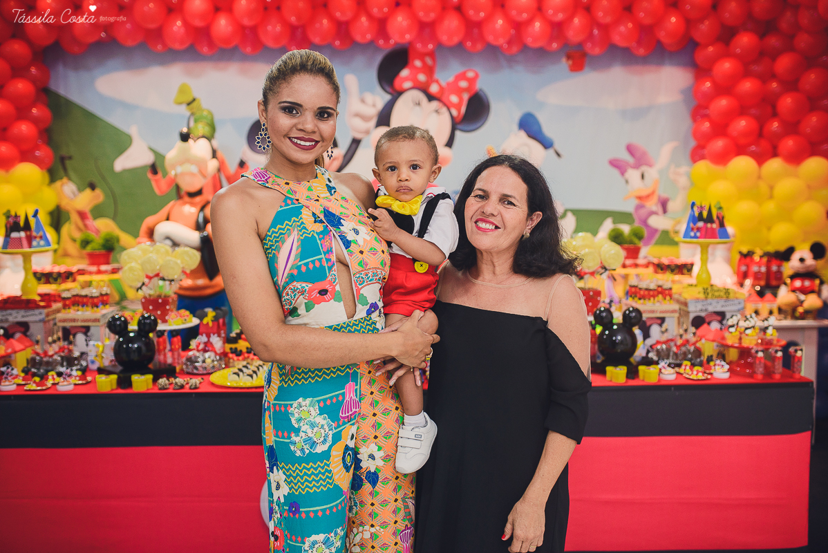 festa do Mickey, com decoração da Muita Farra, em Vila Velha - ES, fotos Tássila Costa, cerimonial infantil em Vila Velha, doces personalizados do mickey