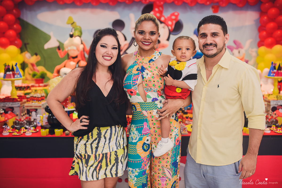 festa do Mickey, com decoração da Muita Farra, em Vila Velha - ES, fotos Tássila Costa, cerimonial infantil em Vila Velha, doces personalizados do mickey
