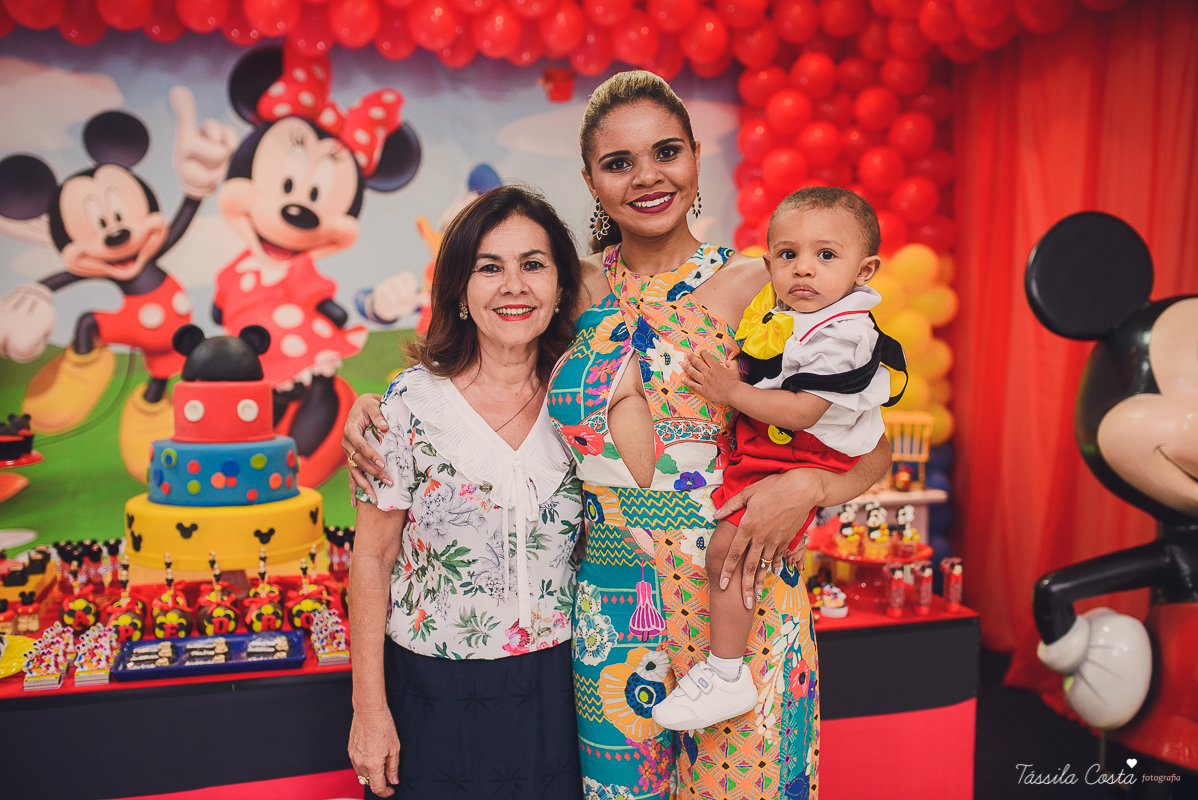 festa do Mickey, com decoração da Muita Farra, em Vila Velha - ES, fotos Tássila Costa, cerimonial infantil em Vila Velha, doces personalizados do mickey