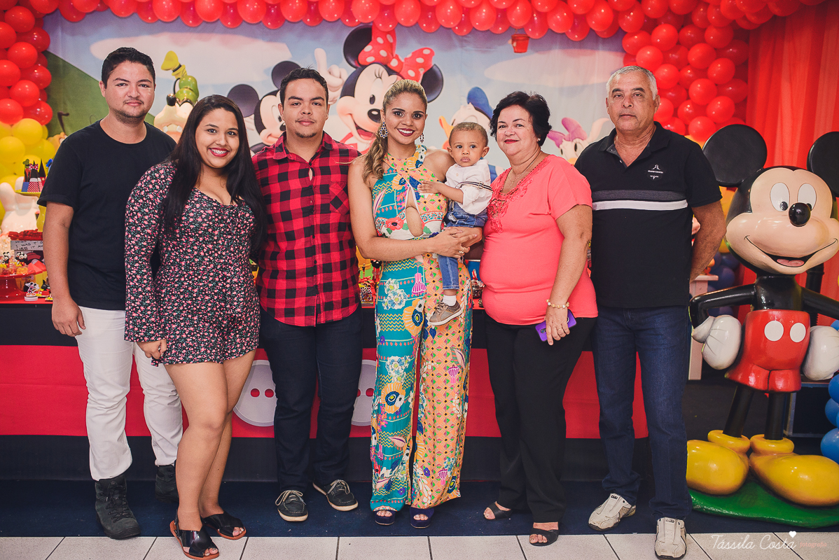 festa do Mickey, com decoração da Muita Farra, em Vila Velha - ES, fotos Tássila Costa, cerimonial infantil em Vila Velha, doces personalizados do mickey