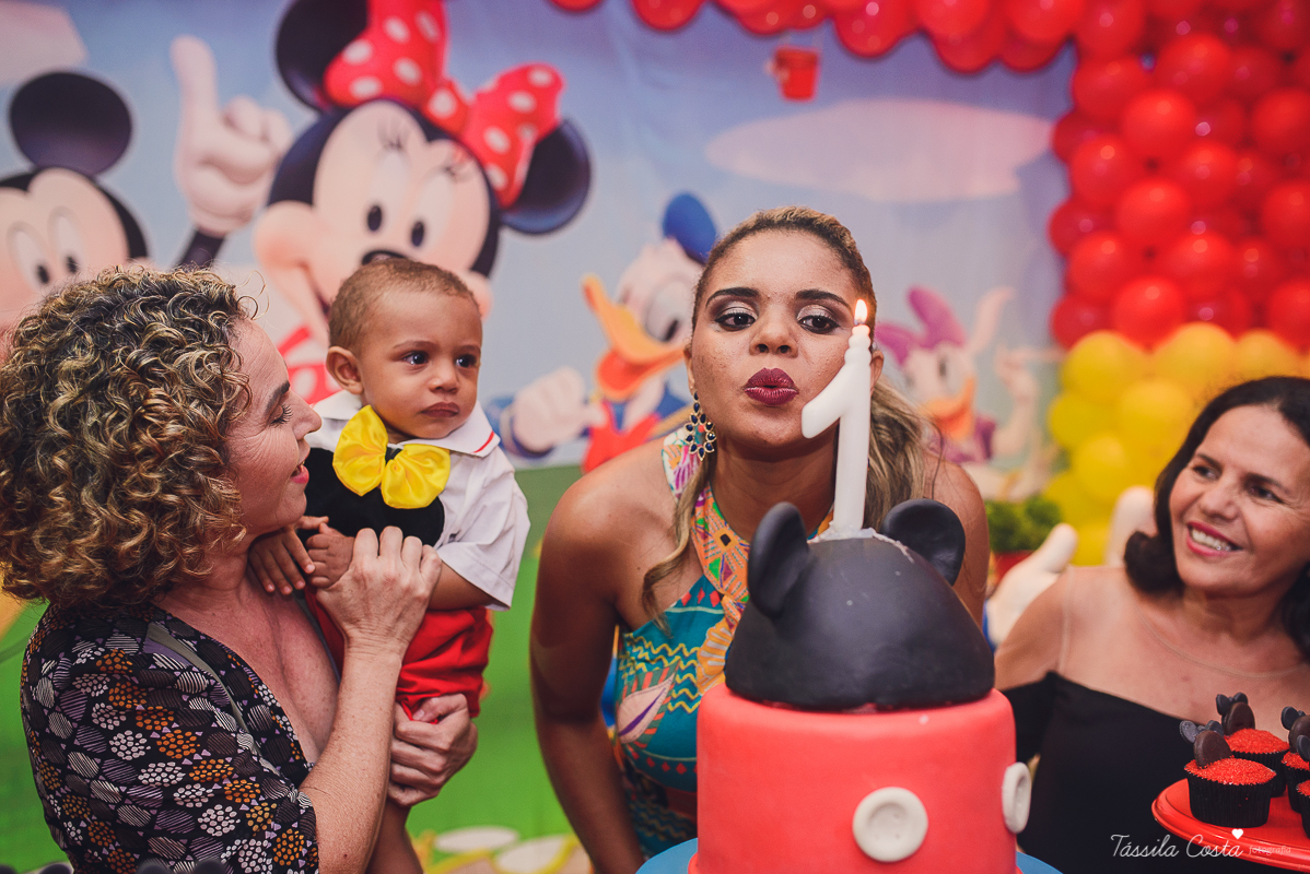 festa do Mickey, com decoração da Muita Farra, em Vila Velha - ES, fotos Tássila Costa, cerimonial infantil em Vila Velha, doces personalizados do mickey