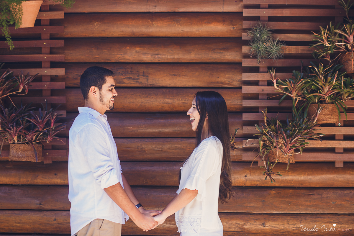 casamento em Cobilândia, Vila Velha - ES, dos noivos Sabrina e Jakson, fotos feitas com muito amor no Parque da Vale, ensaio pré casamento bem descontraído