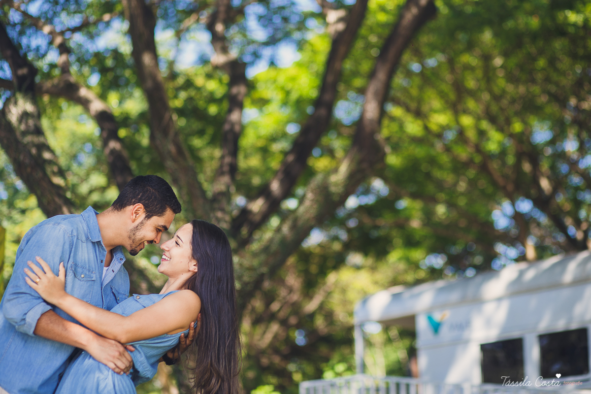 casamento em Cobilândia, Vila Velha - ES, dos noivos Sabrina e Jakson, fotos feitas com muito amor no Parque da Vale, ensaio pré casamento bem descontraído