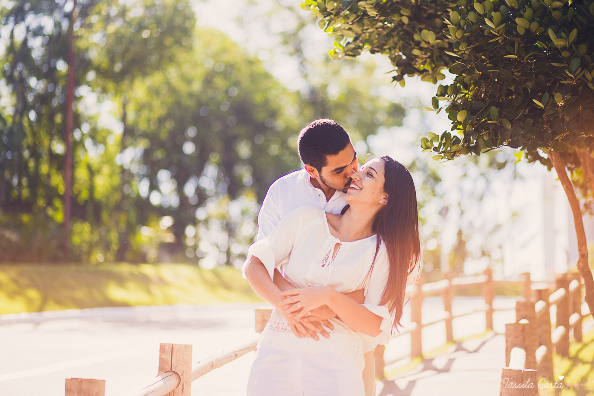 casamento em Cobilândia, Vila Velha - ES, dos noivos Sabrina e Jakson, fotos feitas com muito amor no Parque da Vale, ensaio pré casamento bem descontraído