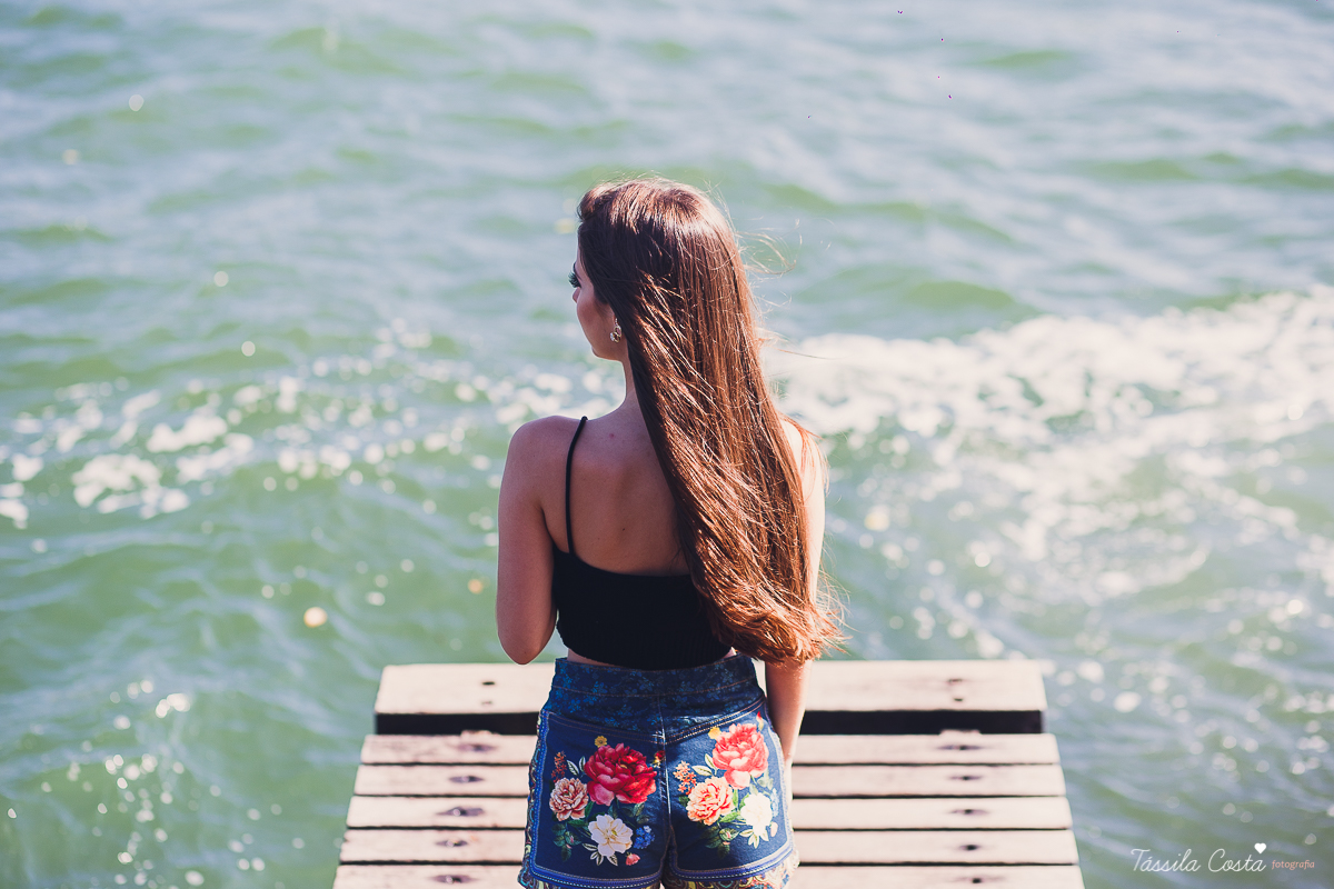 ensaio de 15 anos da Brissa, pré aniversário, fotos feitas na Ilha do Frade  e no Centro de Vitória, maquiagem para 15 anos, looks para ensaio de 15 anos, festa de debutante