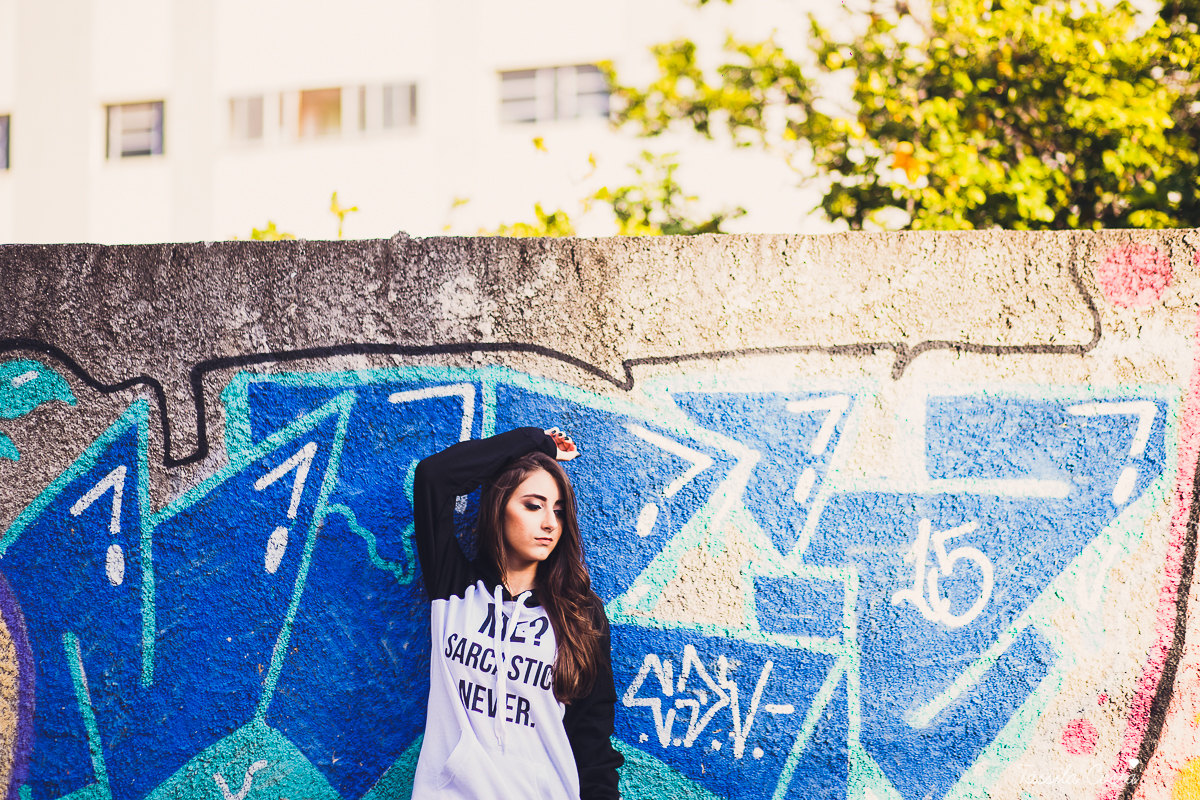 ensaio de 15 anos da Brissa, pré aniversário, fotos feitas na Ilha do Frade  e no Centro de Vitória, maquiagem para 15 anos, looks para ensaio de 15 anos, festa de debutante