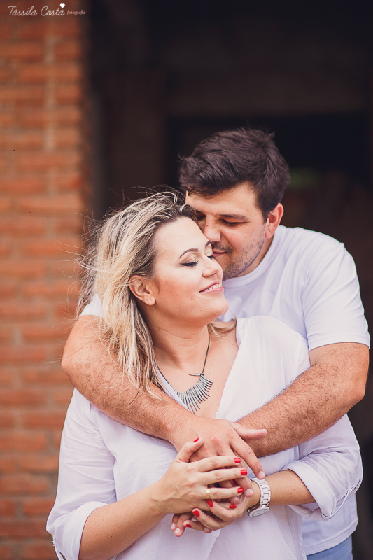 pré casamento de um casal fofo, feito na Barra do Jucu, onde o casal se conheceu. Looks lindos para o ensaio pré casamento na praia