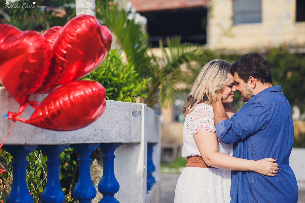 pré casamento de um casal fofo, feito na Barra do Jucu, onde o casal se conheceu. Looks lindos para o ensaio pré casamento na praia