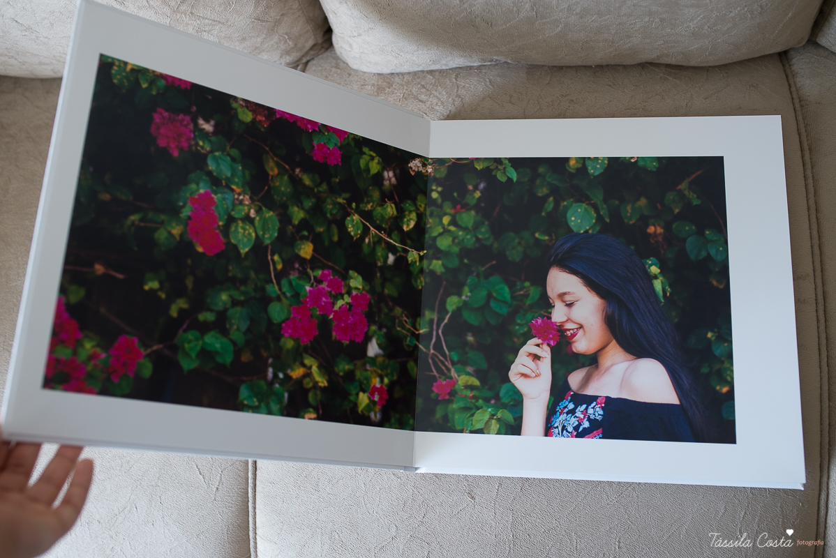 álbum de fotografia de 15 anos da Yasmin, lâminas de álbum maleáveis, álbum resistente, 30x30, tássila costa fotografia, fotos de recordação