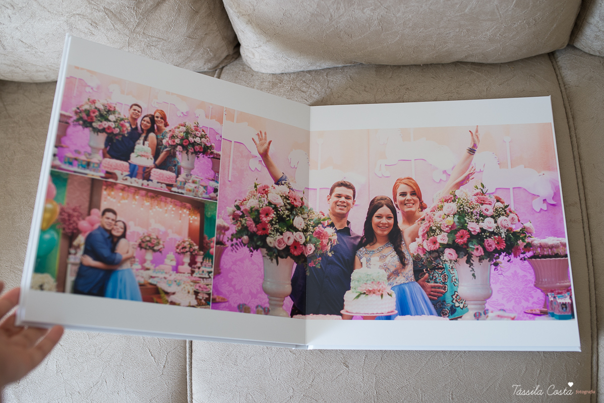 álbum de fotografia de 15 anos da Yasmin, lâminas de álbum maleáveis, álbum resistente, 30x30, tássila costa fotografia, fotos de recordação
