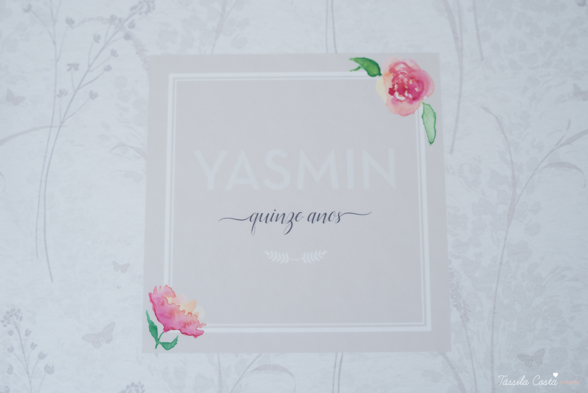 álbum de fotografia de 15 anos da Yasmin, lâminas de álbum maleáveis, álbum resistente, 30x30, tássila costa fotografia, fotos de recordação