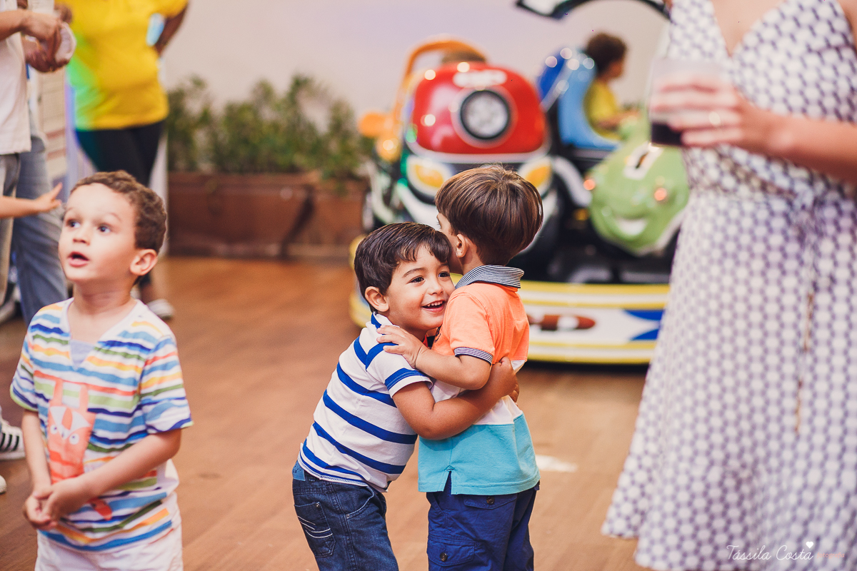 festa no cerimonial Bendita Hora, em Vitória ES, fotografia de festa infantil no Espírito Santo, decoracao de festa de menino em Vitória ES, Tássila Costa