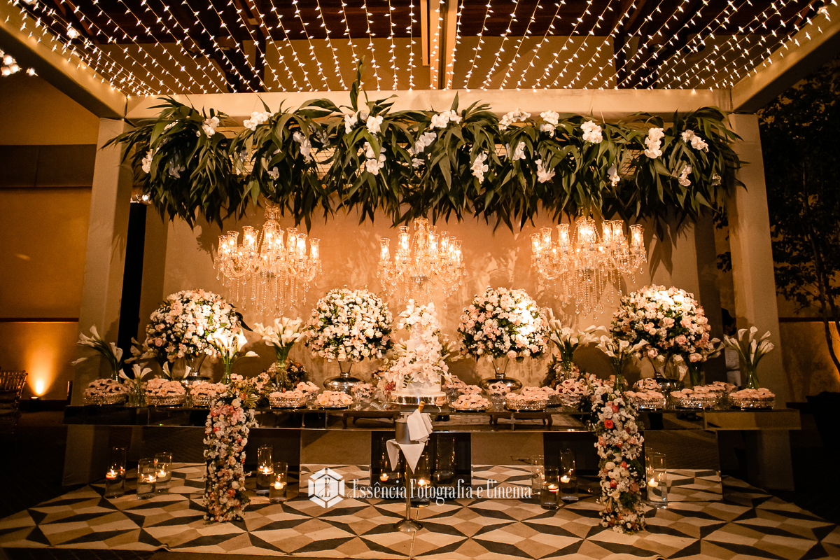 mesa-do-bolo-em-casamento