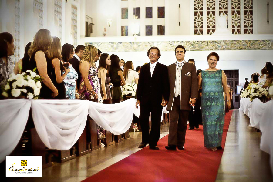 entrada-do-noivo-na-igreja