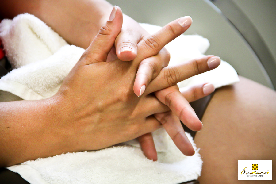 tensão-nas-mãos-da-noiva