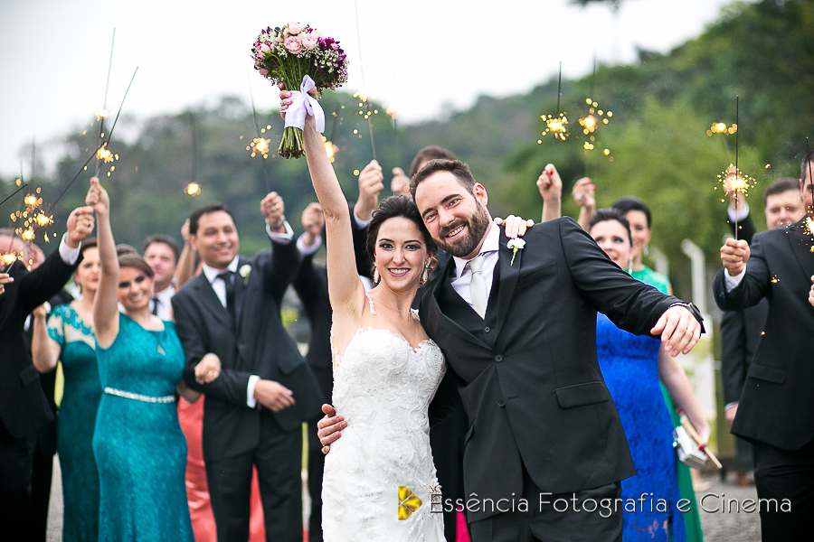 saida-dos-noivos-diferente