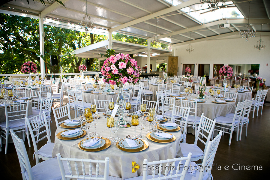 mesa-decorada-por-lucimar-possari