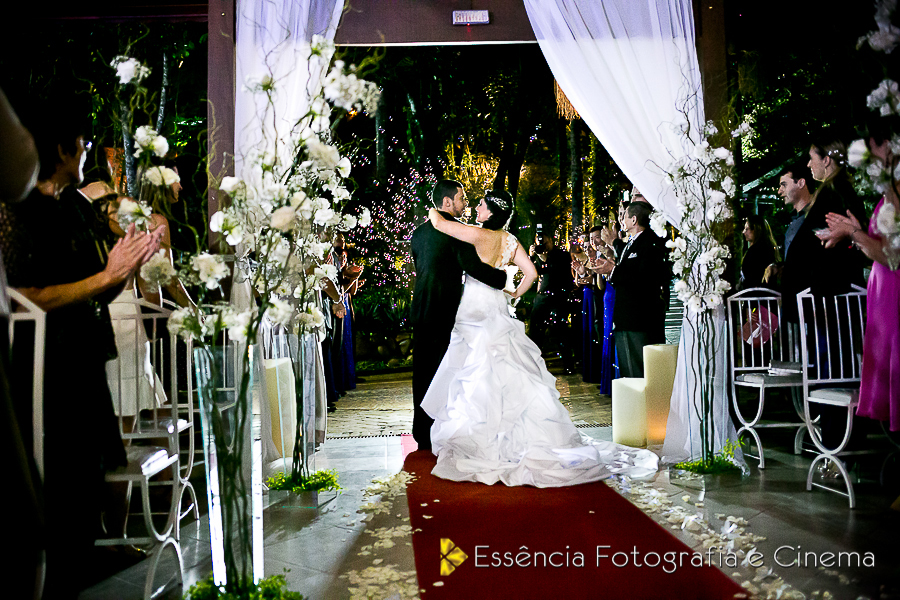 e-vamos-curtir-a-festa