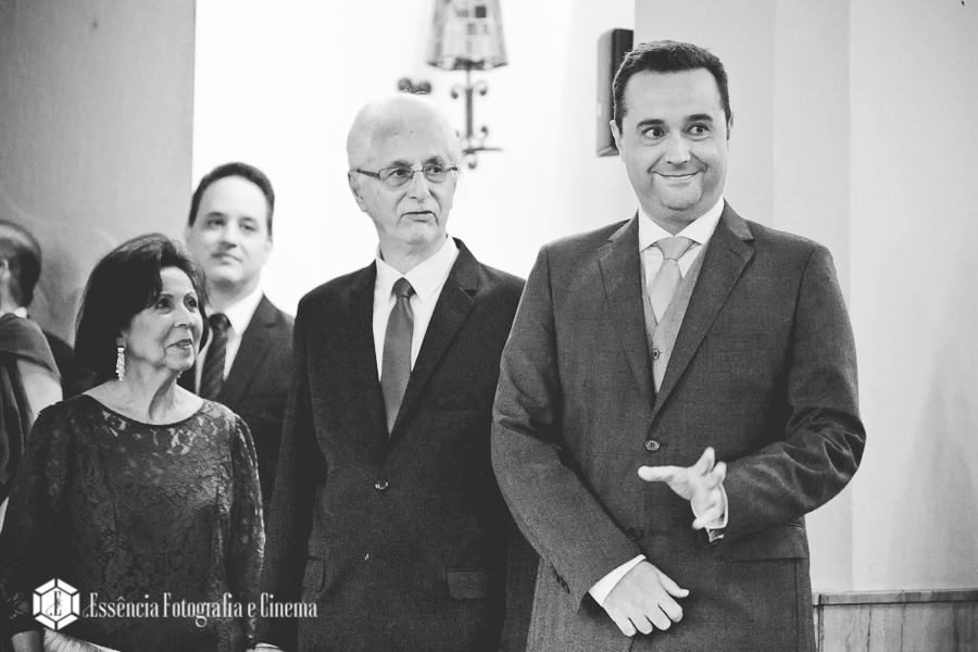 noivo-esperando-a-noiva