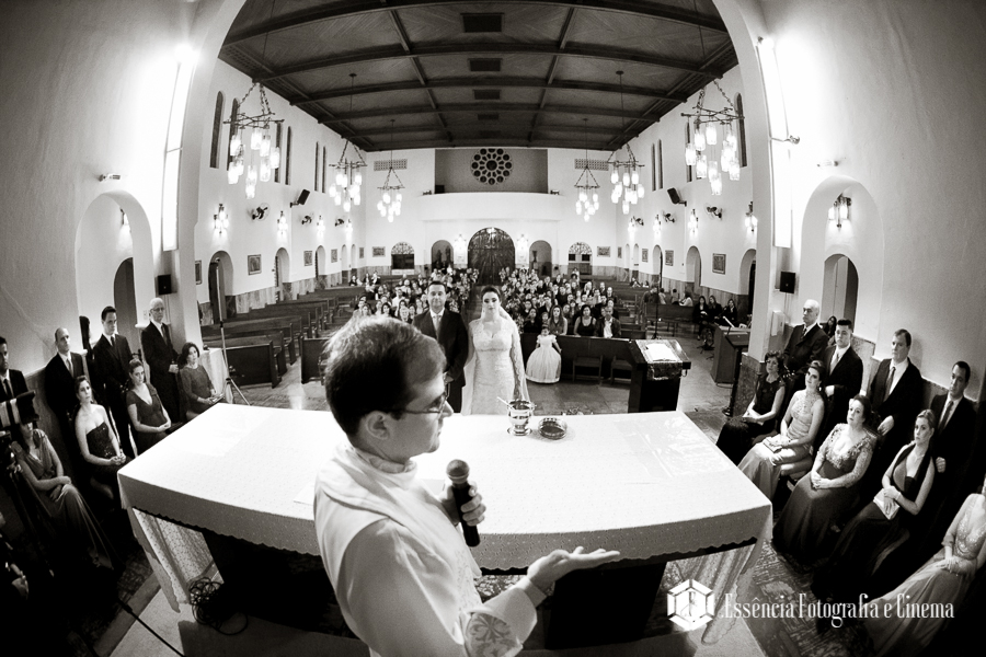 momento-da-homilia-do-padre