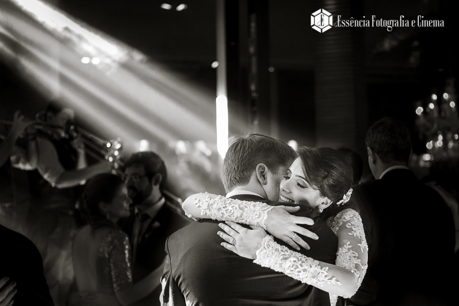 noivos-brilham-na-pista