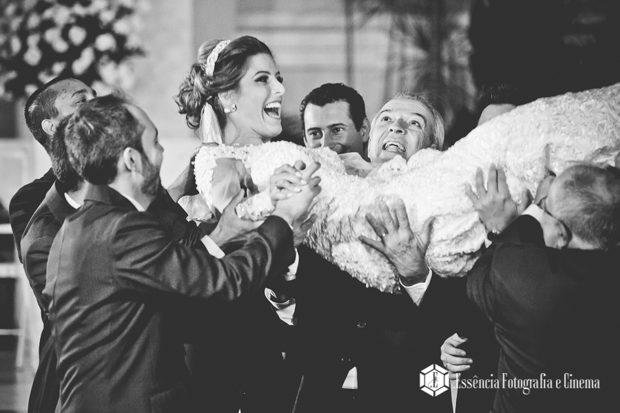 jogando-a-noiva-para-cima