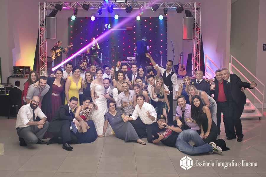 fotso-com-os-ultimos-convidados-em-casamento