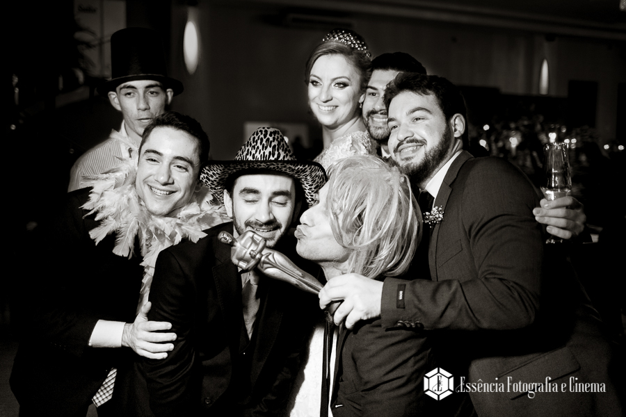 convidados-se-divertem