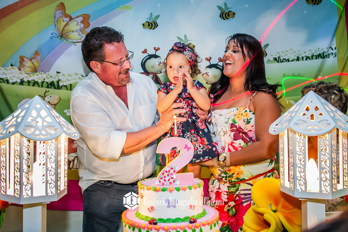 mesa-do-bolo-festa-de-crianca