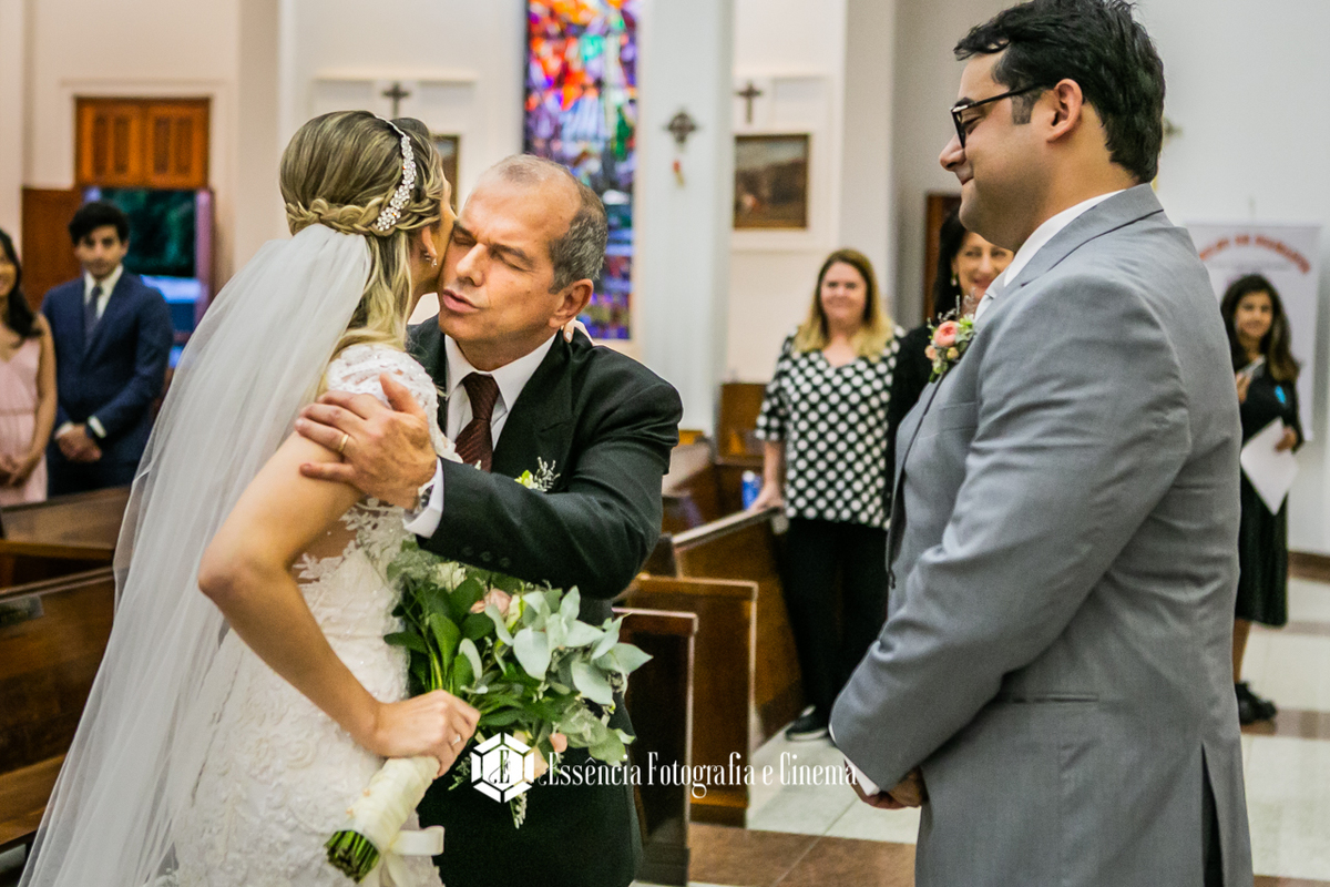 o-beijo-do-pai-da-noiva