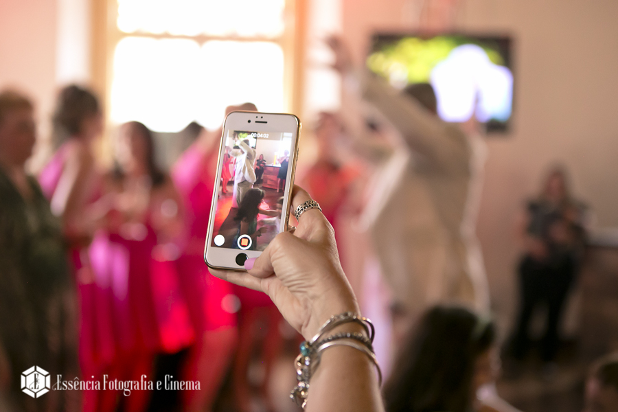 celular-em-casamento