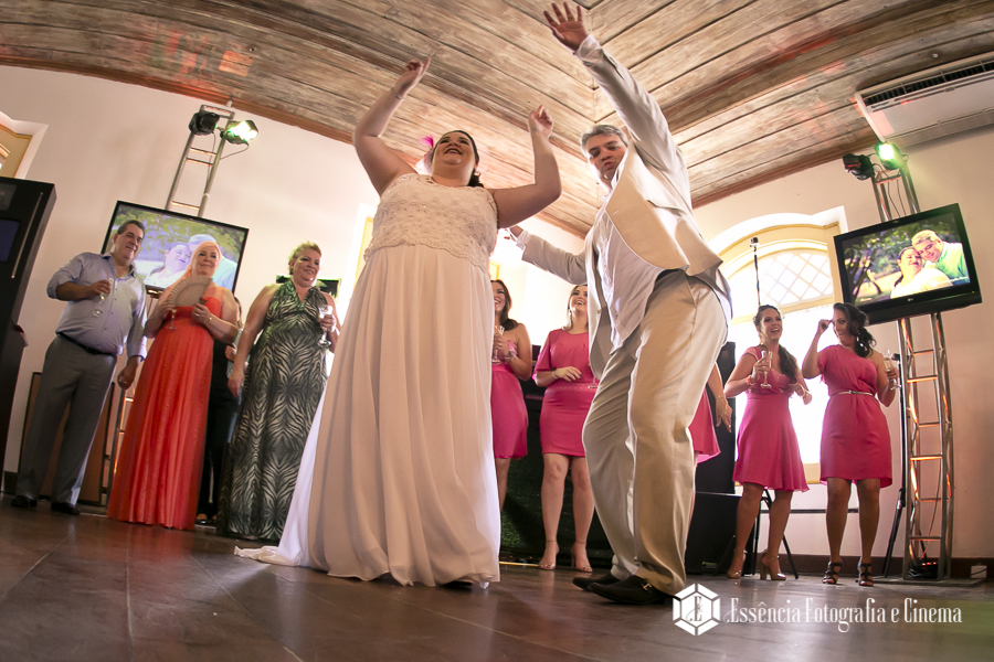 fotos-com-ângulos-diferentes-em-casamento