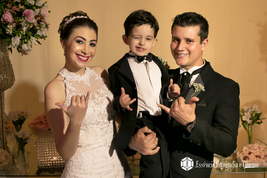 igreja-com-pinturas-no-teto