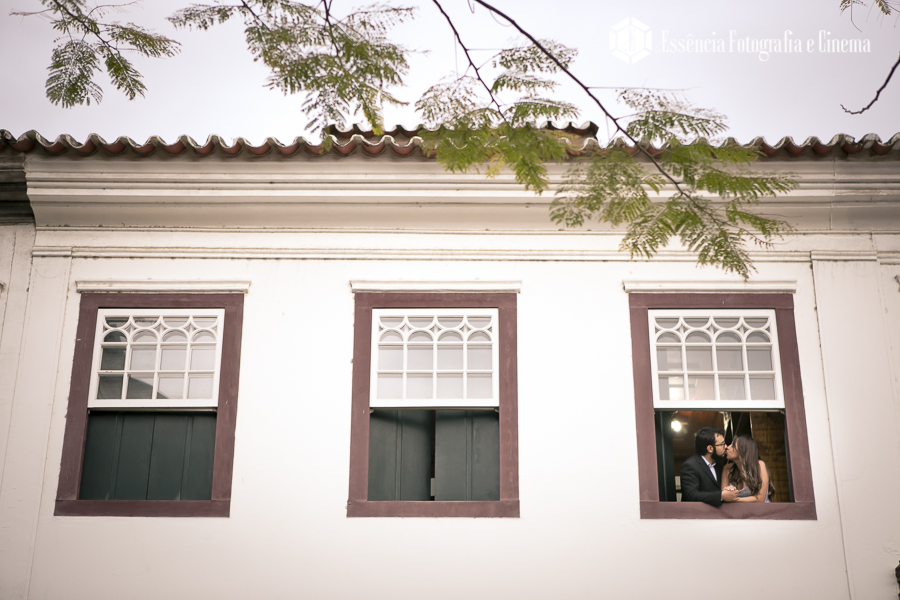 noivos-em-Centro-Historico-de-Paraty