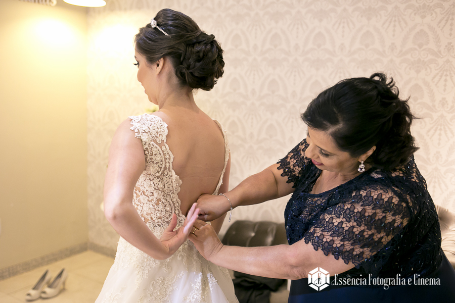 fotografias-momentos-noiva-e-mãe-da-noiva