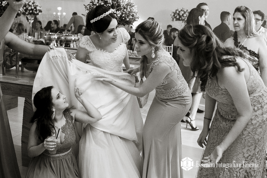 pista-de-dança-cheia-em-casamento