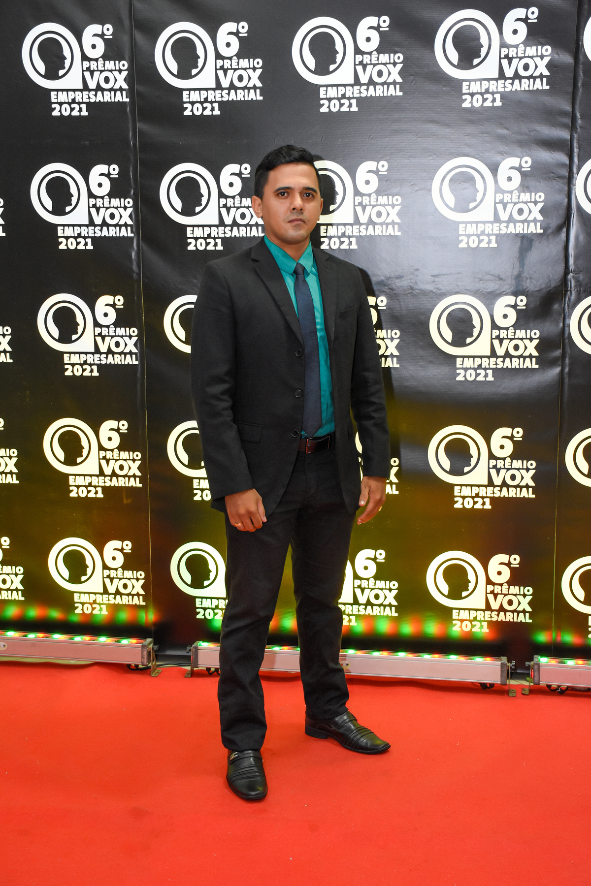 O designer gráfico Rafael Roger