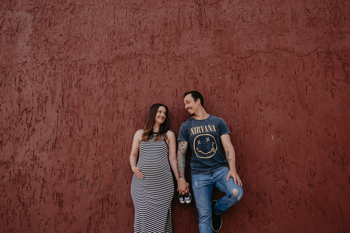 Ensaio-gestante-em-gramado