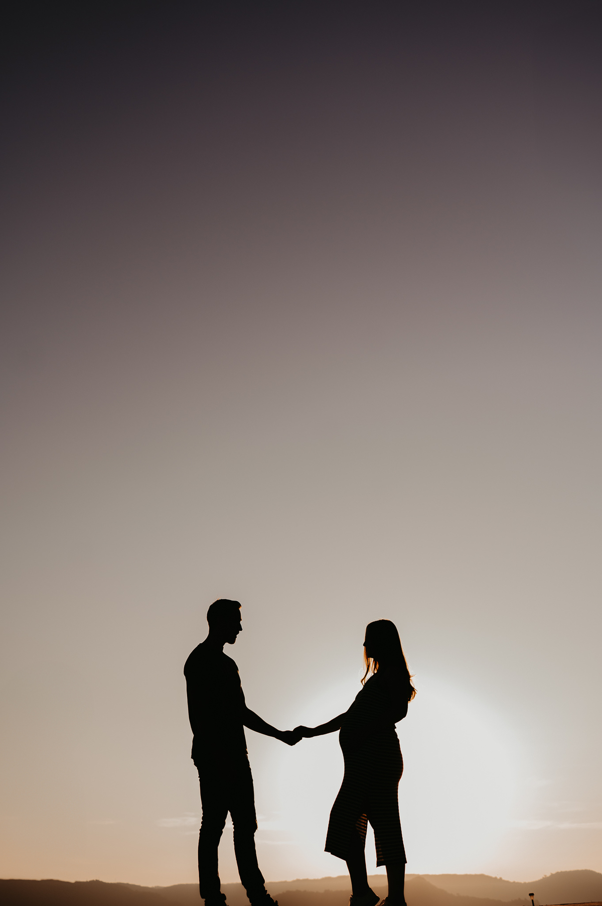 Ensaio-gestante-em-gramado