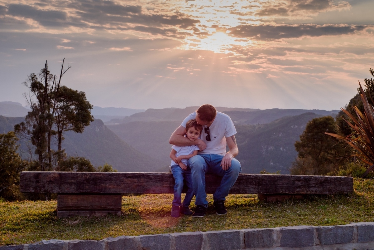 fotografo-gramado-ensaio-gramado-infantil-canela-foto-criança-gestante em gramado