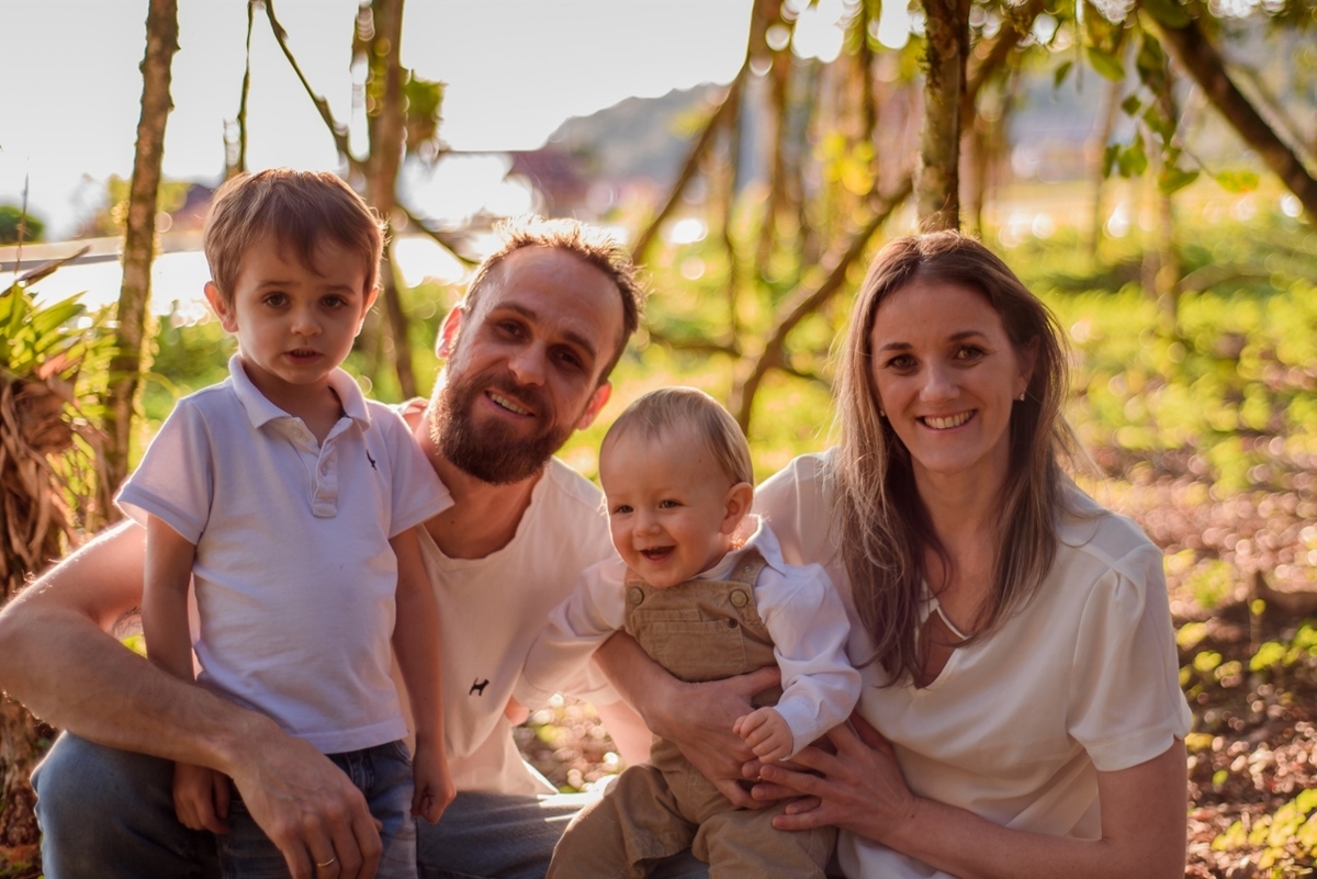 fotografo-gramado-ensaio-gramado-infantil-canela-foto-criança-gestante em gramado