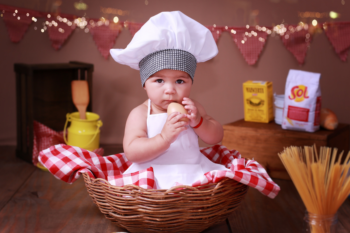 bebê chef de cozinha