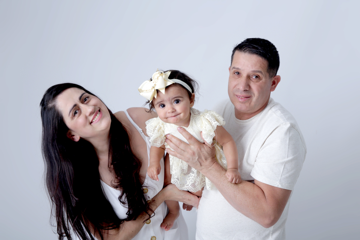 Fotos com a família no ensaio de Smash the Cake 