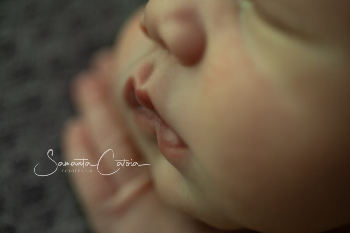 Baby Lorenzo com 9 dias, ensaio newborn, fotógrafa Samanta CAtoia, em Florianópolis - SC
