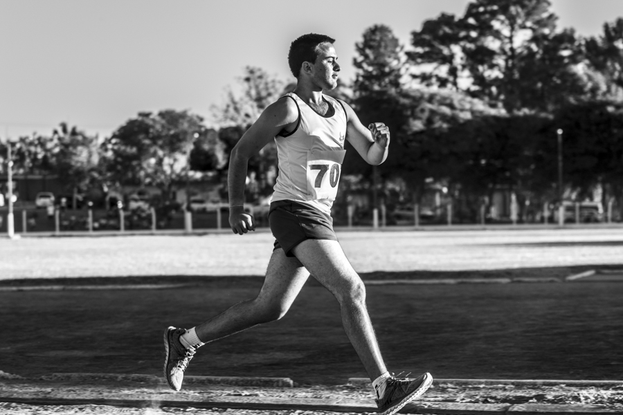 Atleta durante corrida na cidade de Franca