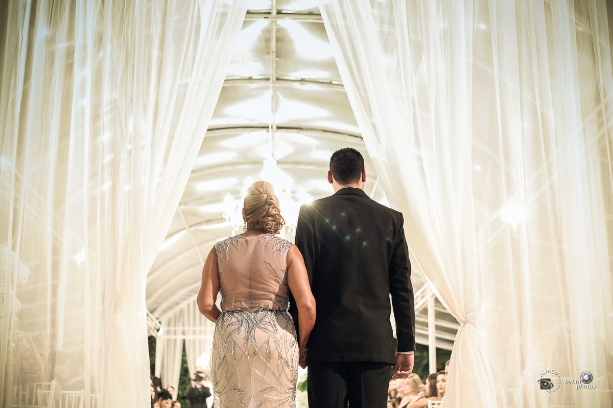 Entrada do noivo - fotografia de casamento Goiania