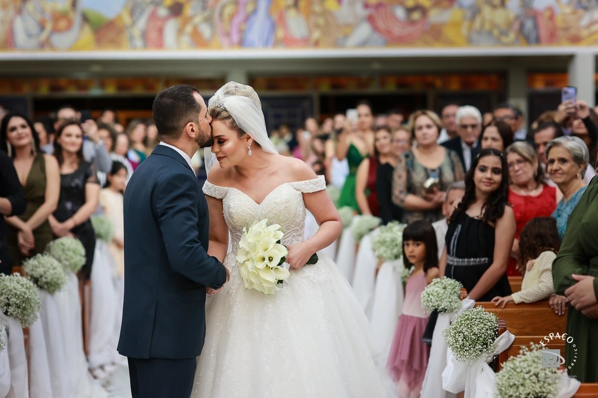 Entrada noiva Paróquia Santo Expedito